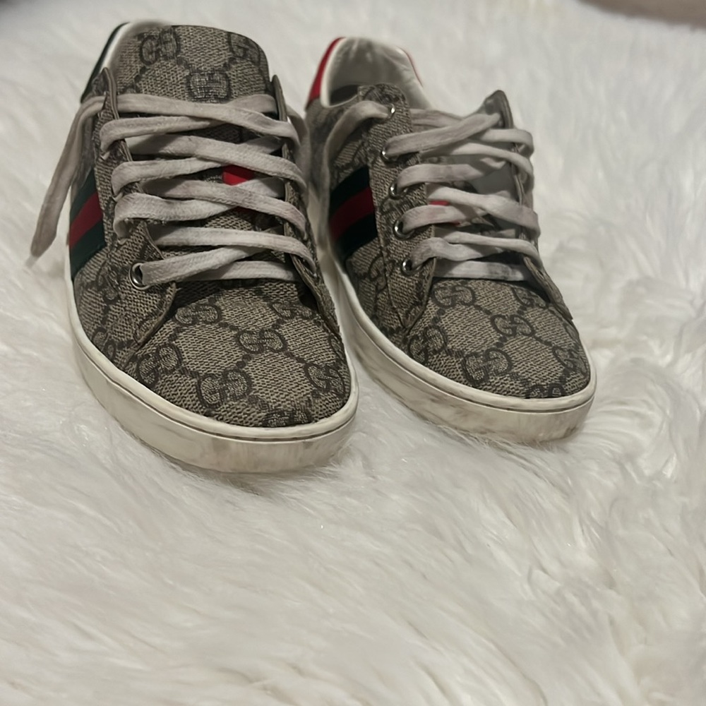 Cute GUCCI children's sneakers, unisex, European Size 33, excellent condition. - Picture 3 of 11